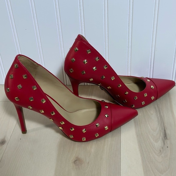 MICHAEL MICHAEL KORS Keke Pointed Pumps  9.5M Leather Slip-on Stiletto Business - Picture 3 of 16